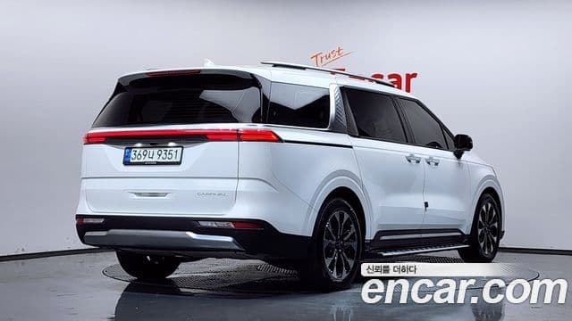 Kia Carnival 2020 — Фото 2/20