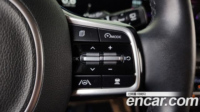 Kia Carnival 2020 — Фото 17/20