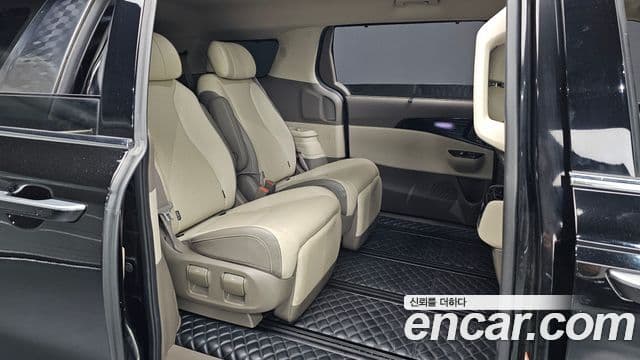 Kia Carnival 2021 — Şəkil 13/20