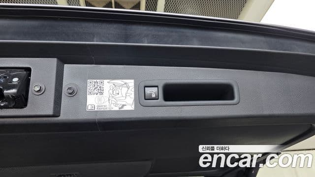 Toyota Sienna 2023 — Photo 15/34