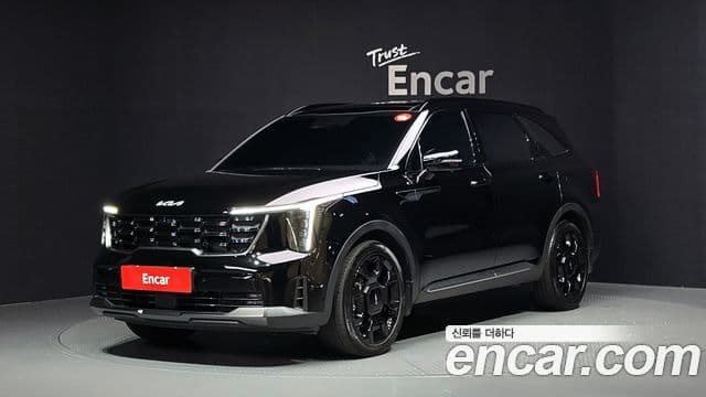 Kia Sorento 2023 — Фото 1/20