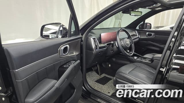 Kia Sorento 2023 — Фото 10/20