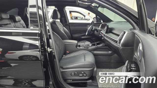Kia Sorento 2023 — Фото 11/20