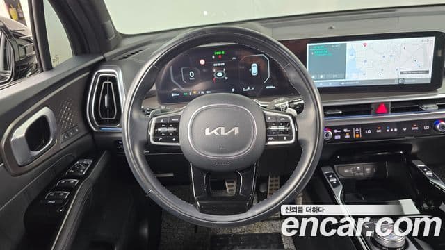 Kia Sorento 2023 — Фото 13/20