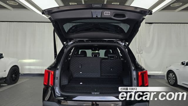 Kia Sorento 2023 — Фото 20/20