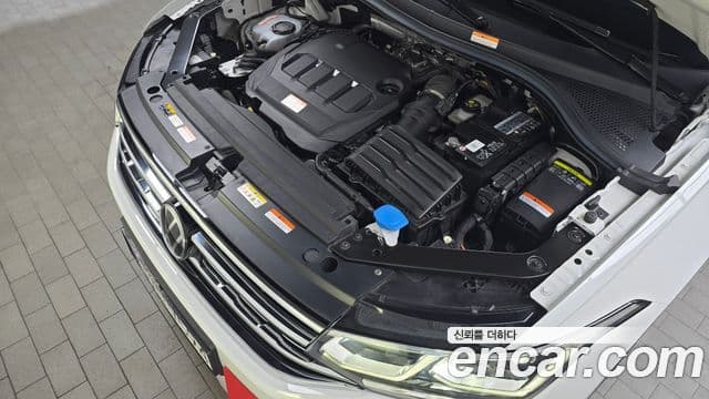 Volkswagen Tiguan 2023 — Şəkil 22/31