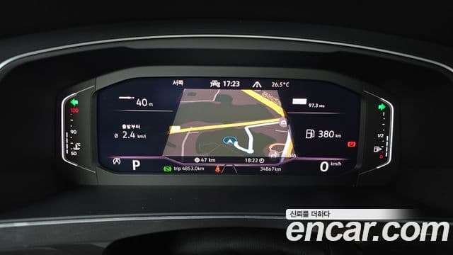 Volkswagen Tiguan 2023 — Şəkil 16/31