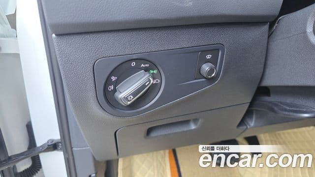 Volkswagen Tiguan 2023 — Şəkil 18/31