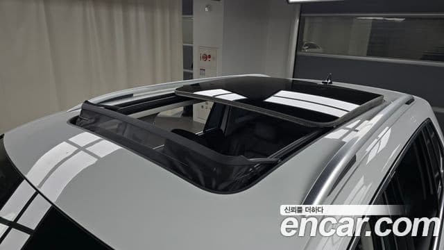 Volkswagen Tiguan 2023 — Şəkil 20/31