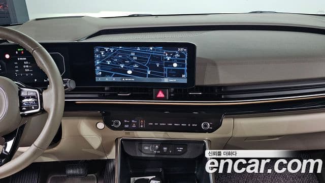 Kia Carnival 2024 — Фото 13/20