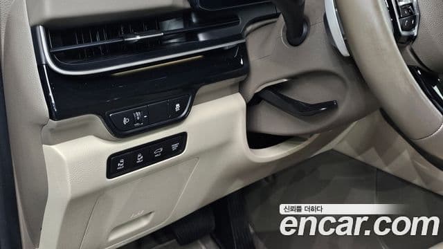 Kia Carnival 2024 — Фото 15/20