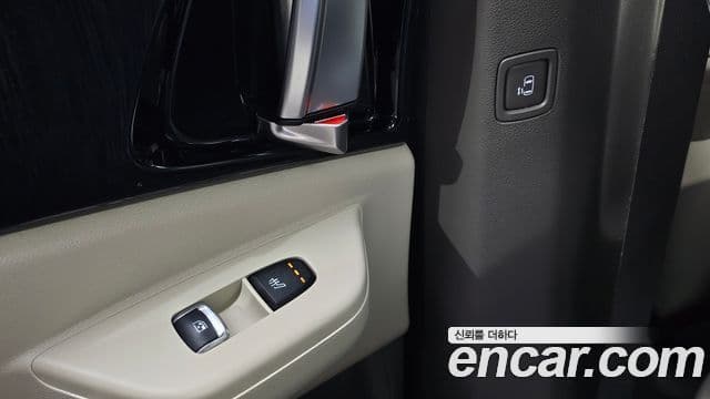 Kia Carnival 2024 — Фото 16/20