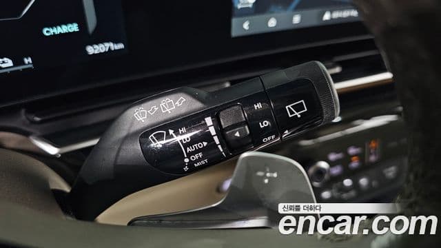 Kia Carnival 2024 — Photo 28/30