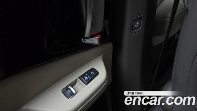 Kia Carnival 2024 — Фото 19/20