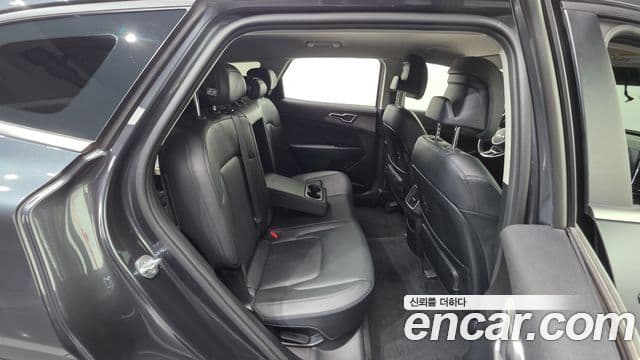 Kia Sportage 2022 — Фото 18/20