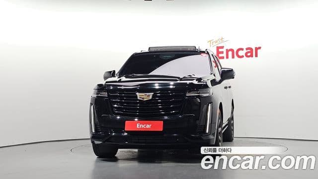 Cadillac Escalade 2023 — Photo 16/20