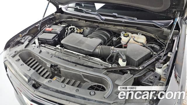 Cadillac Escalade 2023 — Photo 10/20