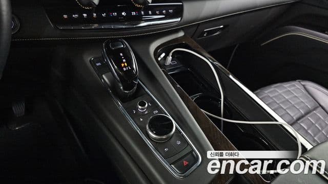 Cadillac Escalade 2023 — Photo 12/20
