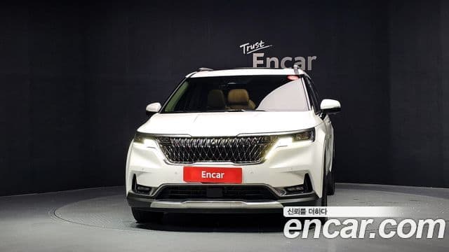 Kia Carnival 2022 — Фото 3/20
