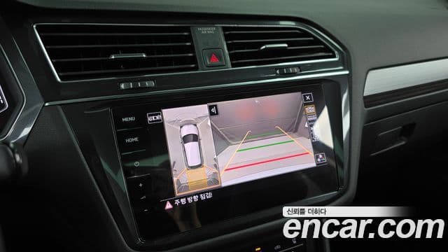 Volkswagen Tiguan Allspace 2023 — Фото 13/20