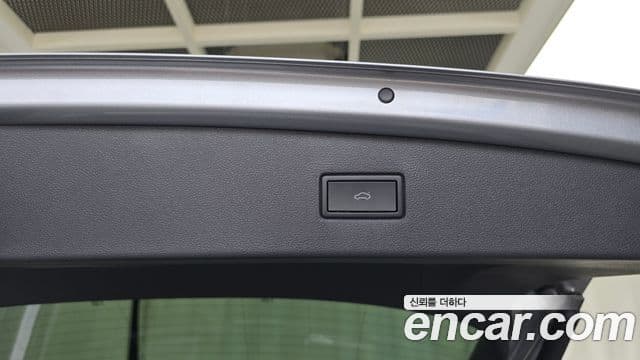 Volkswagen Tiguan Allspace 2023 — Şəkil 30/31