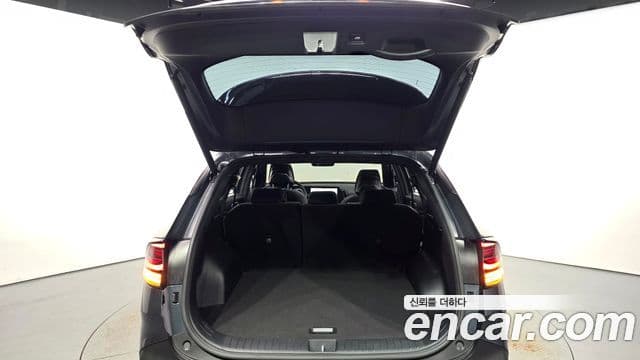 Kia Sportage 2024 — Фото 17/20