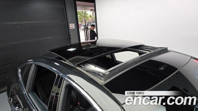 Lexus LS500 2019 — Photo 10/20