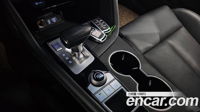 Genesis G70 2018 — Photo 28/32
