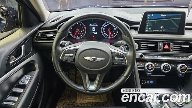 Genesis G70 2018 — Photo 6/32