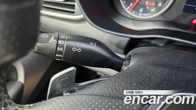 Genesis G70 2018 — Photo 26/32
