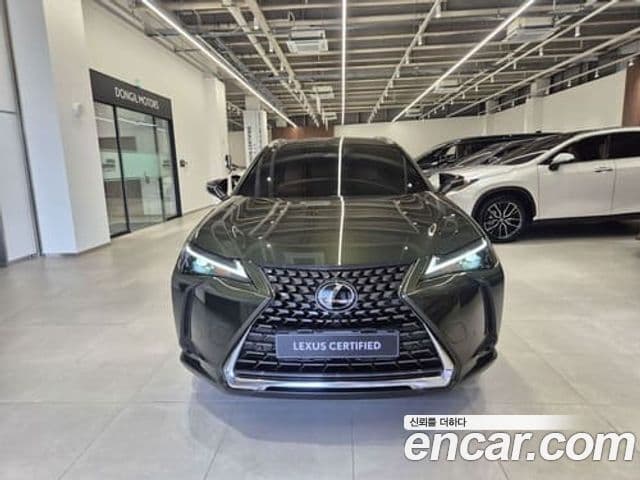Lexus UX300h 2025 — Фото 2/19