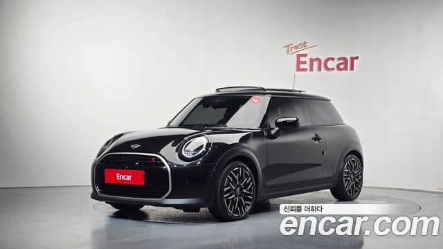 Mini Cooper S 2025 — Фото 1/20