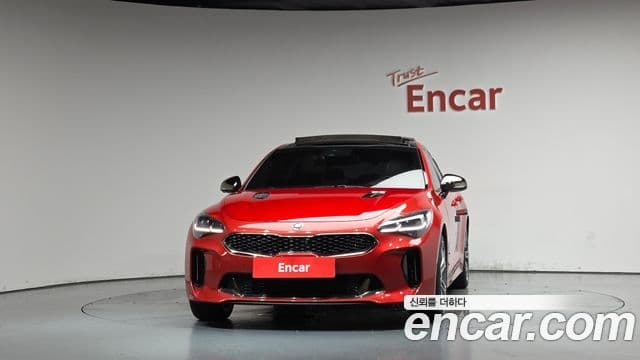 Kia Stinger 2020 — Фото 3/20
