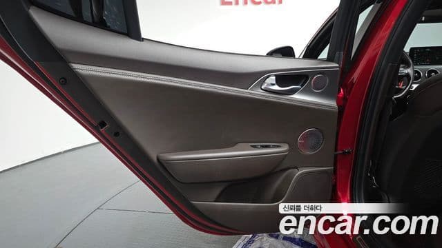 Kia Stinger 2020 — Şəkil 39/43