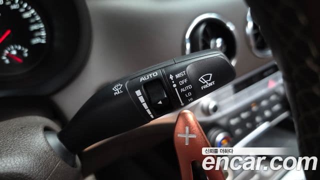 Kia Stinger 2020 — Şəkil 23/43