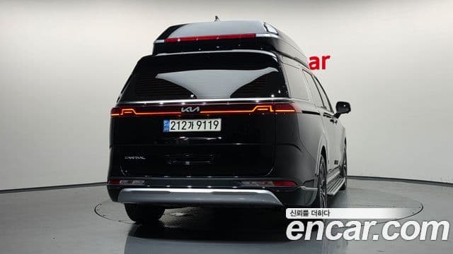 Kia Carnival 2022 — Фото 3/20