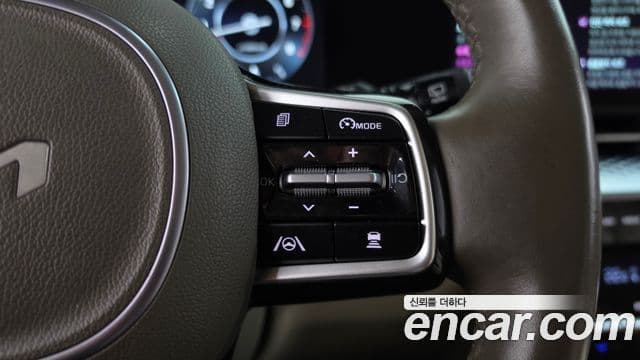 Kia Carnival 2022 — Фото 15/20