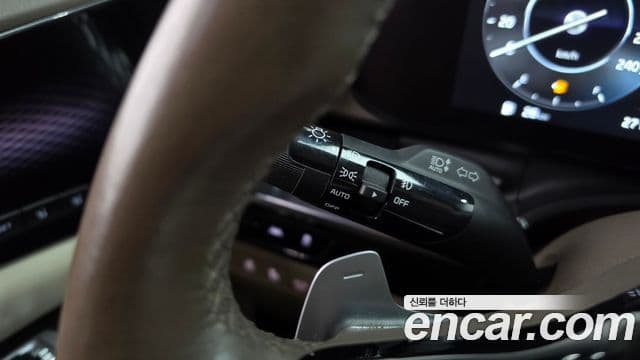 Kia Carnival 2022 — Фото 16/20