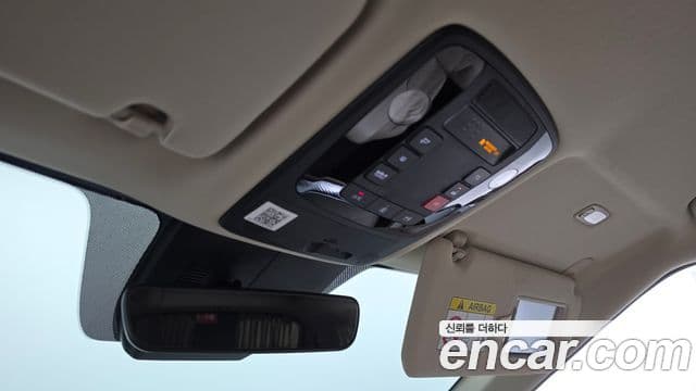 Kia Carnival 2022 — Фото 18/20