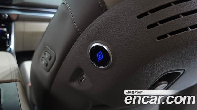 Kia Carnival 2022 — Photo 4/34