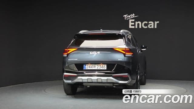 Kia Sportage 2023 — Фото 4/20