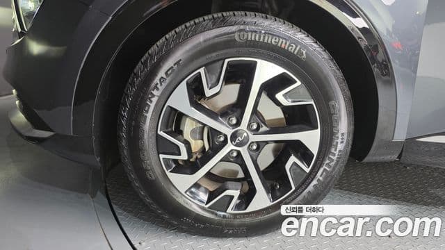 Kia Sportage 2023 — Фото 5/20