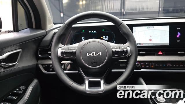 Kia Sportage 2024 — Фото 13/20