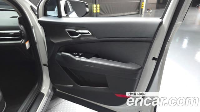 Kia Sportage 2024 — Photo 5/31