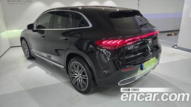 Mercedes-Benz EQE SUV 2025 — ფოტო 5/19