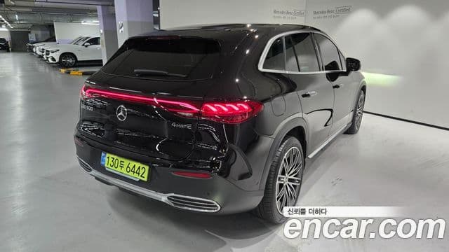 Mercedes-Benz EQE SUV 2025 — ფოტო 17/19