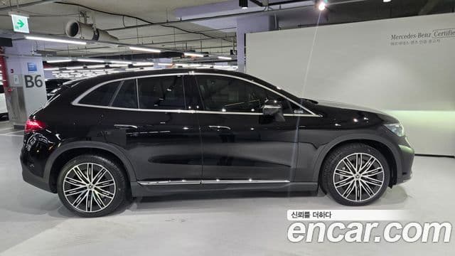 Mercedes-Benz EQE SUV 2025 — ფოტო 11/19