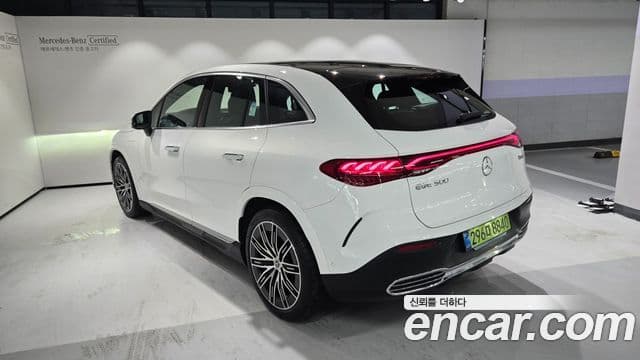 Mercedes-Benz EQE SUV 2026 — ფოტო 13/20