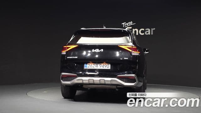 Kia Sportage 2021 — Фото 4/20