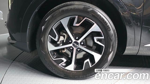 Kia Sportage 2021 — Фото 5/20